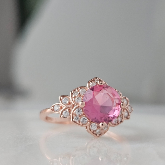 Pink Gemstone Flower ring, 925 Sterling Silver, 18k rose gold Charmed Aroma - Picture 15 of 15